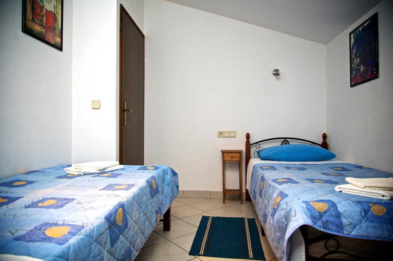 Apartment Exclusive Annex Ровинь Экстерьер фото