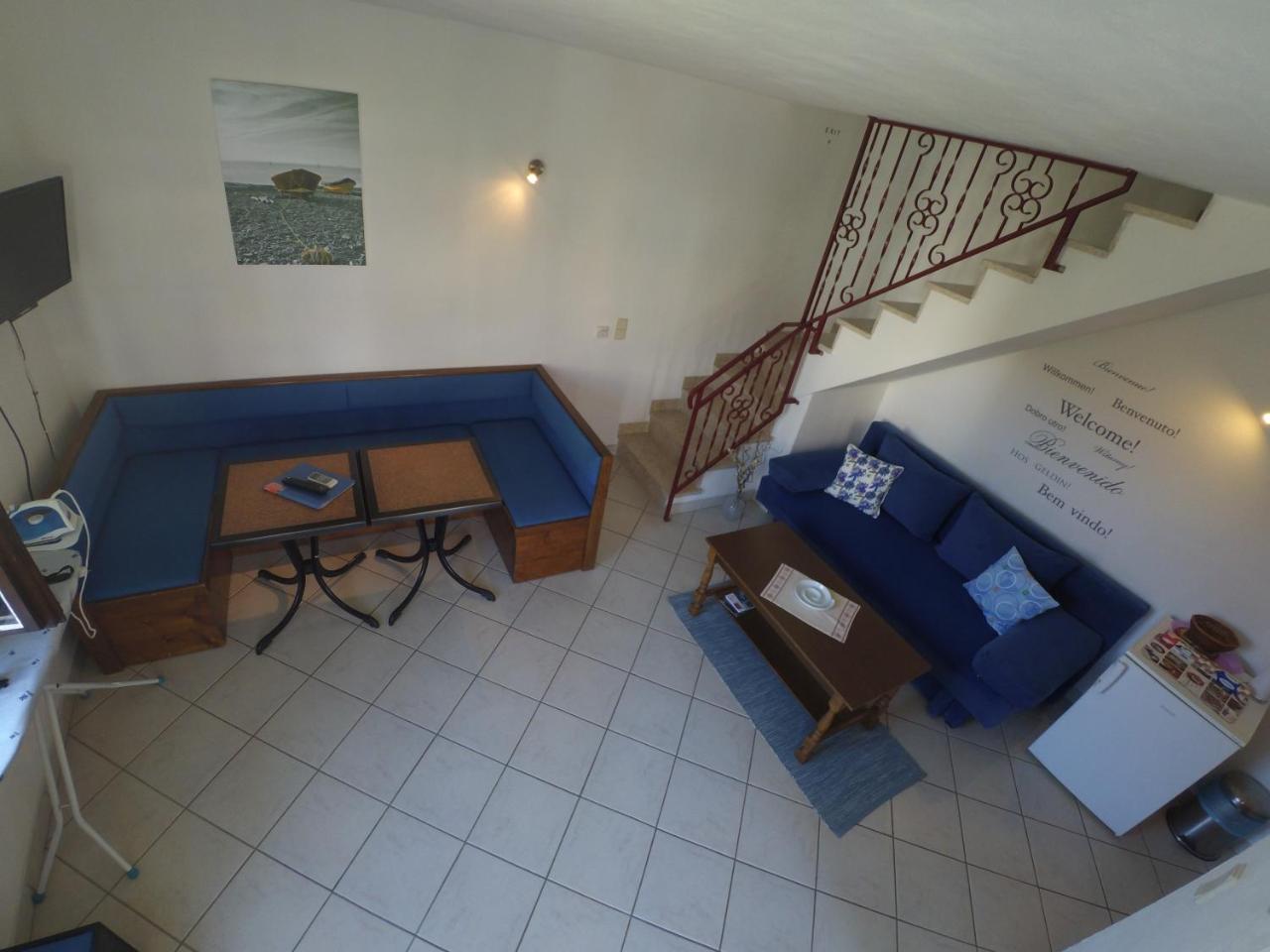 Apartment Exclusive Annex Ровинь Экстерьер фото